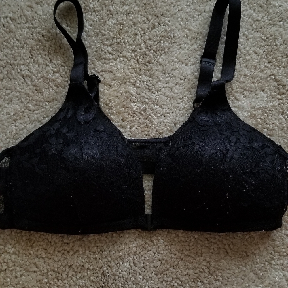 Women's lace bra